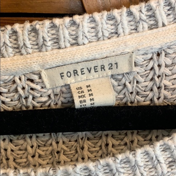 Forever 21 Sweater - Picture 2 of 2
